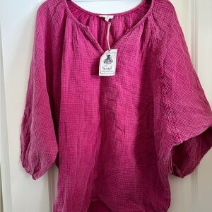Easel Fuchsia Gauze Material with Batwing Sleeve Blouse